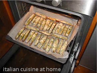 put razor clams into oven