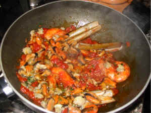 mussels and crustaceans sauce